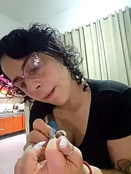 Stripchat Live Sex Cam of Rebelchocolate