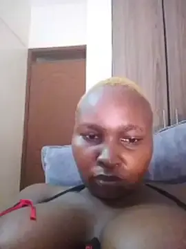 ebonyfinnest from stripchat