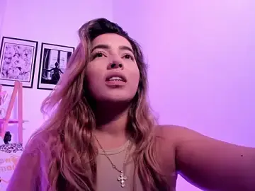 Stripchat Watch Live Sex Cams of sofihill01