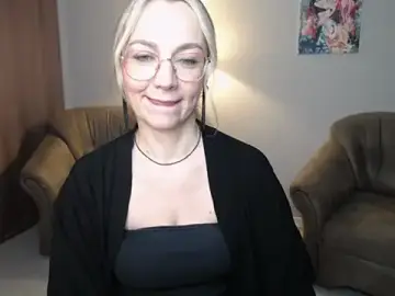 Stripchat Best Webcam of Ava_Elior