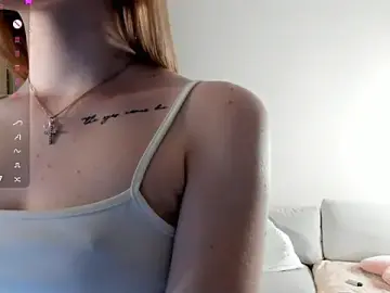 Stripchat Sex Cam of DawnByard