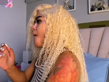 Stripchat Live Porn of vahiolet_fuentes