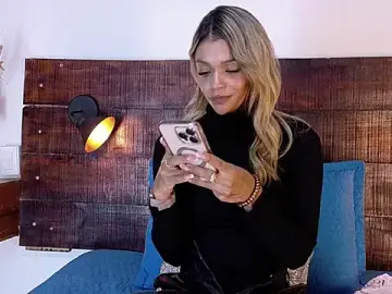 Stripchat Sex Cam of Celeste_sanz