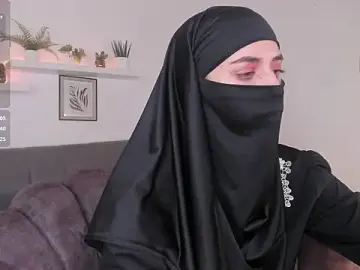 salma_arabicc from stripchat