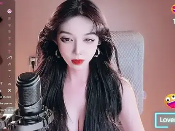 vyizh- from stripchat