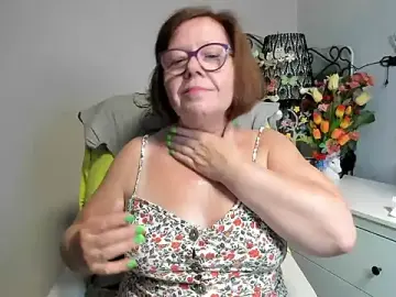 Stripchat Watch Live Sex Cams of Adelewildx