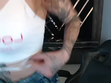 Stripchat Free Live Porn of DamiaOshun_ch