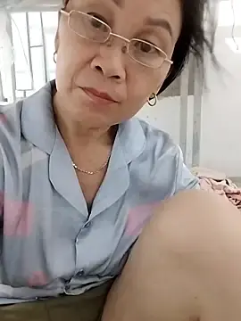 Stripchat Sex Cam of miko_nyan2006