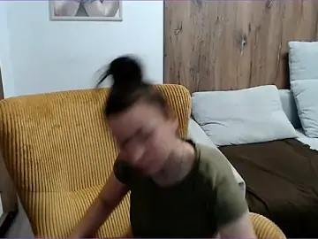 VioletaFlower7 from stripchat