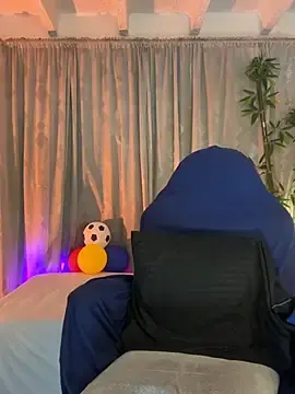 Stripchat Free Live Porn of lonely_shewolf