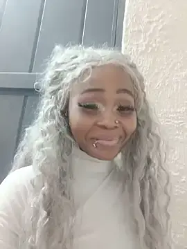 Juicy_Candy-Reloaded from stripchat
