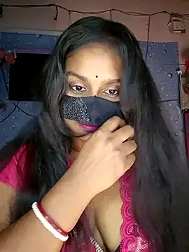 Stripchat Watch Live Sex Cams of Sweet-Maddlina