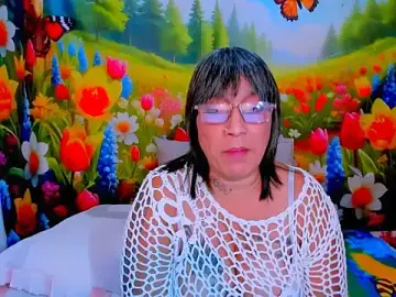 indianroxy from stripchat