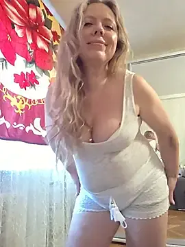 Stripchat Live Sex Cam of Irina3718