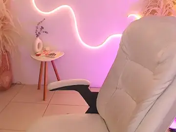 ViolettaHotLatin_ from stripchat