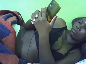 Sweet-Lynn from stripchat