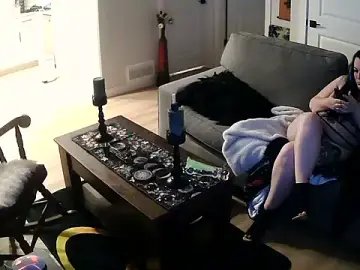 Stripchat Free Live Porn of Queenemerald