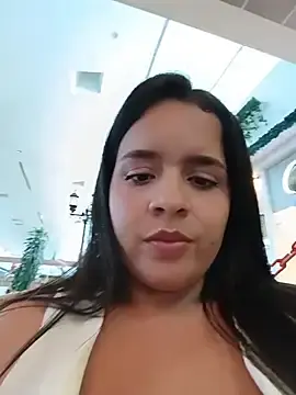 Julieth_hot-69 from stripchat