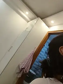 Stripchat Sex Cam of ThyroidLancers