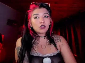 Stripchat Sex Cam of annie_walker6
