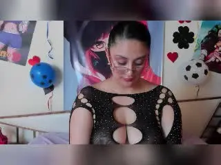 Xlovecam Adult Webcam of CristalZafiro