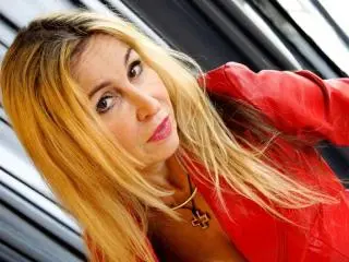 Xlovecam Private Sex Chat of StarCrystal