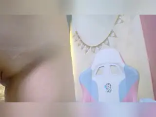 Xlovecam Nude Webcam of HannaCool