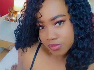 DanielaBrown from xlovecam
