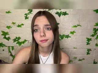 Xlovecam Nude Webcam of BrigetteLaurie
