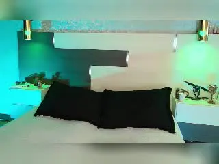 Xlovecam Live Porn of CassieJones