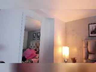 Xlovecam Nude Webcam of SyraPalmer