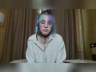 Xlovecam Free Live Porn of VickeyParkes