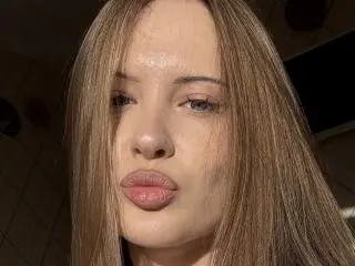 JoelleCanal from xlovecam