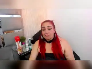 SarahMoonx from xlovecam