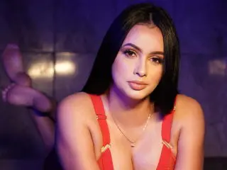 EmilyParkerr from xlovecam