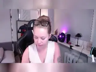 Xlovecam Sex Cam of HollyCandyX