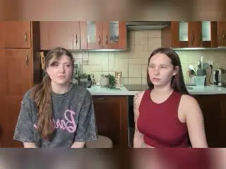 Xlovecam Live Sex of HotCaramelsTrio