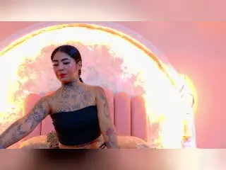 Xlovecam Sex Chat of EmilieLake