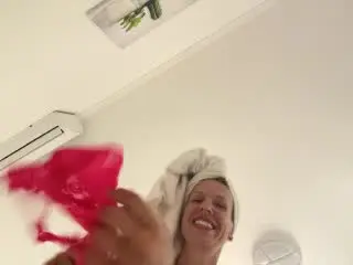 Xlovecam Live Sex Cam of SandraSwweet