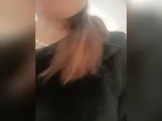 Xlovecam Live Sex Cam of AdelaShery
