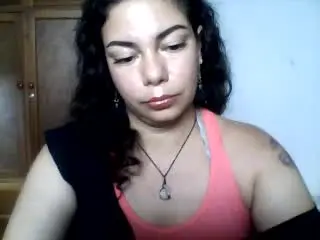 Xlovecam Live Sex of HypnoticBella