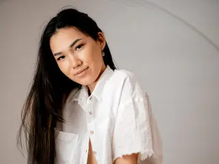 Xlovecam Private Sex Chat of DivineMadness