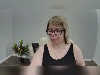 Xlovecam Adult Webcams of BonnnyBoobsy