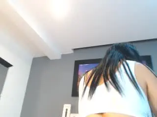 Xlovecam Adult Webcam of CharlotteCrofort