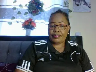 HeavyAss69 from xlovecam