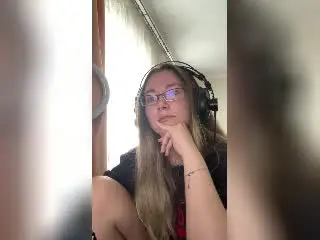 Xlovecam Best Webcam of Meeranda