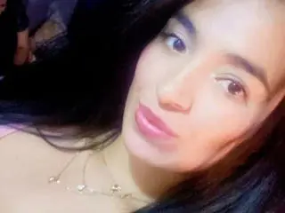 Xlovecam Private Sex Chat of HeraDiosa