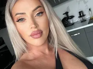 Xlovecam Adult Webcam of NadiaMarble