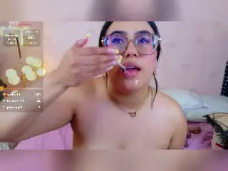 Xlovecam Watch Live Sex Cams of CurvyBuff