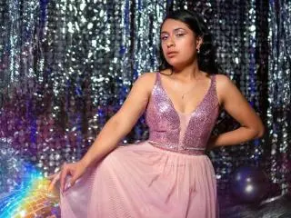 RoxanneHan from xlovecam